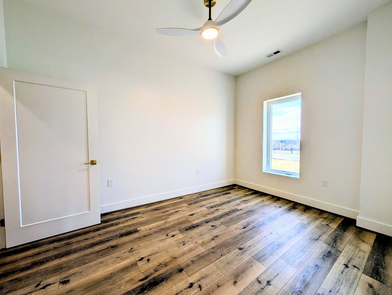 5900 Fort Avenue - Photo 5 of 28