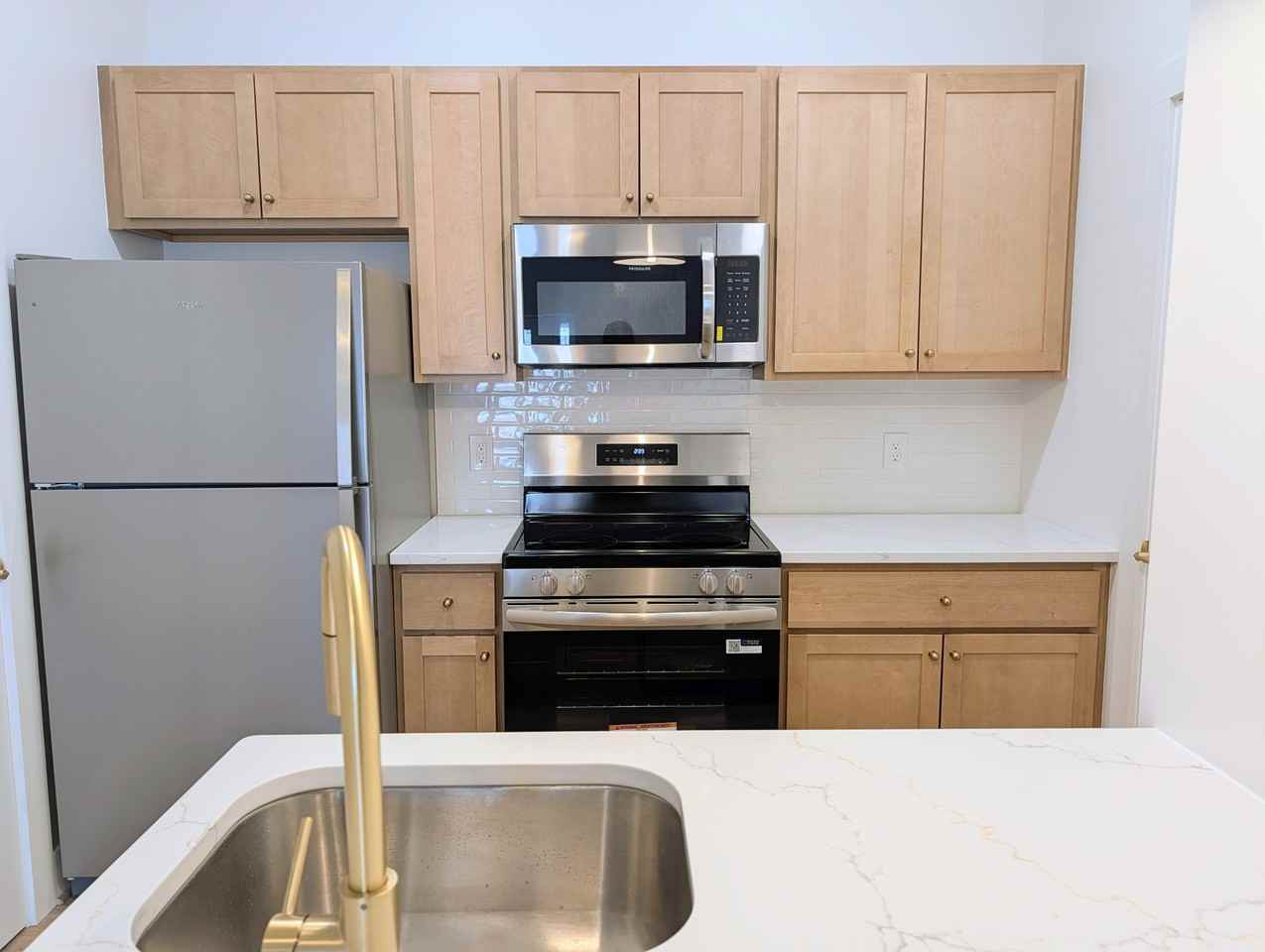 5900 Fort Avenue - Photo 3 of 21