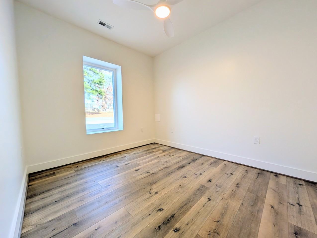5900 Fort Avenue - Photo 6 of 21