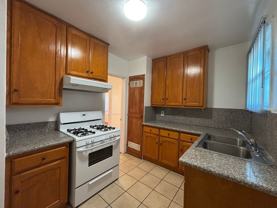 Glenoaks, 625-633 1/2 - Photo 1 of 1