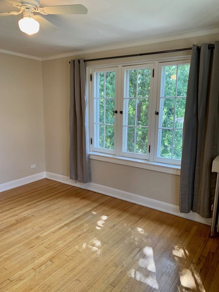 La Charmaine Apts - Photo 3 of 15