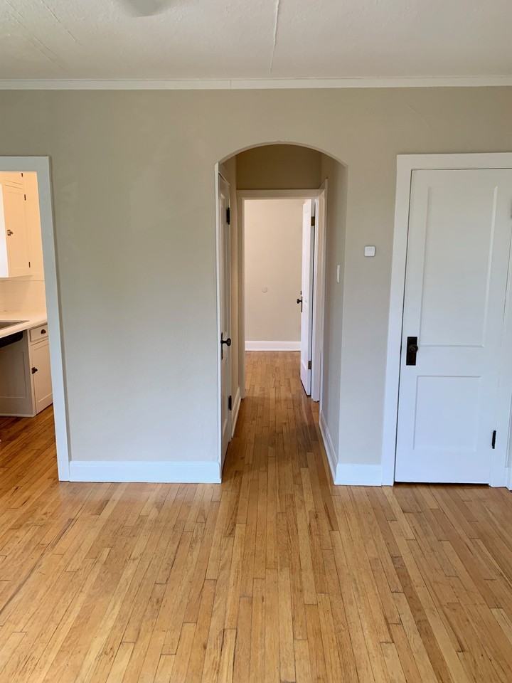 La Charmaine Apts - Photo 5 of 15