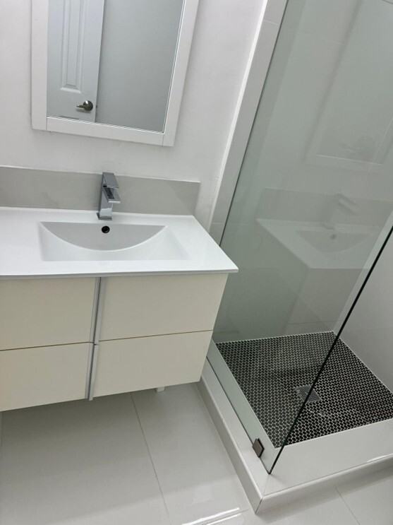 Constellation Arthur - Photo 2 of 7