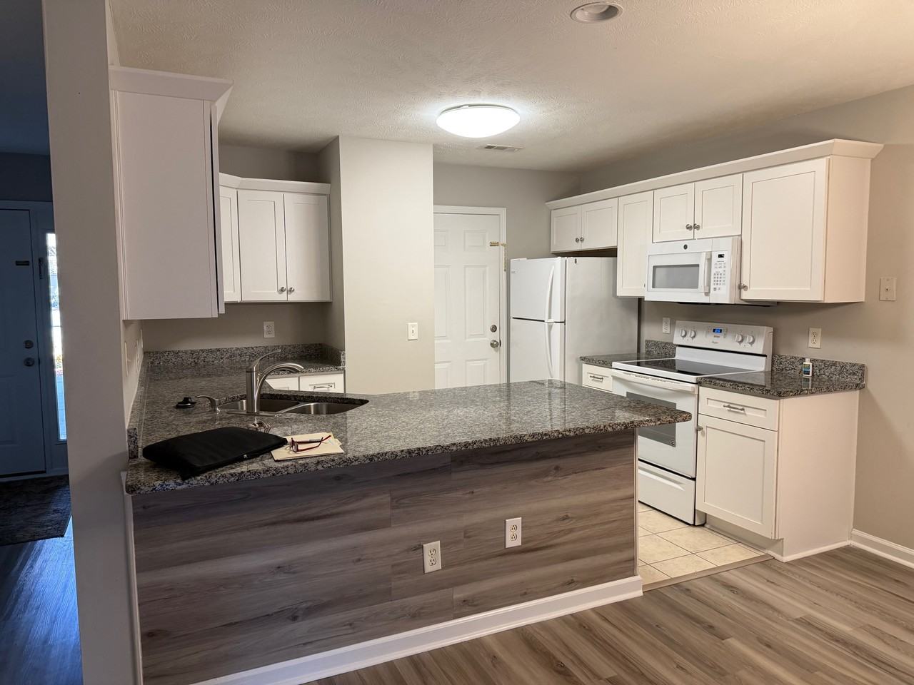 617A 15th Ave S #1 - Photo 3 of 14