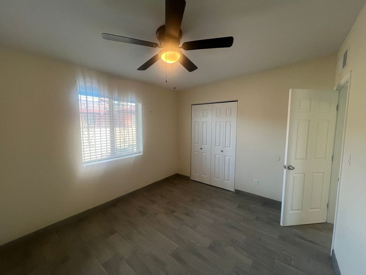 838 E 34th St #2 - Photo 6 of 10