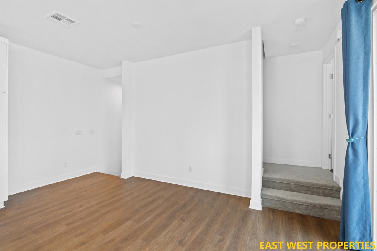 1719 W Bushell St #1 - Photo 5 of 32