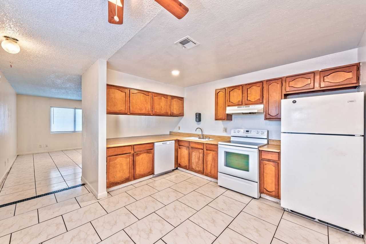 Greene 5198 - Photo 3 of 42