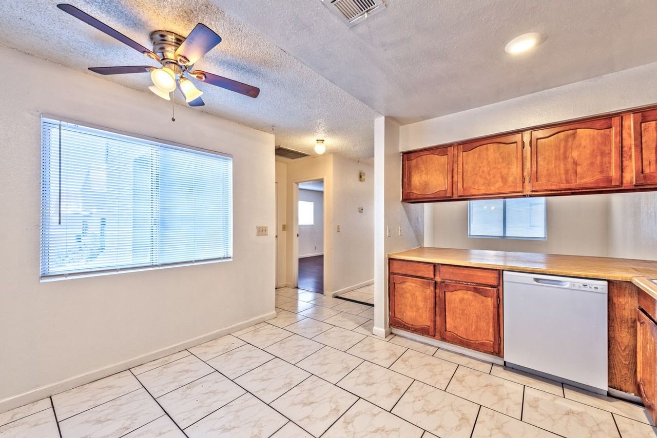 Greene 5198 - Photo 4 of 42