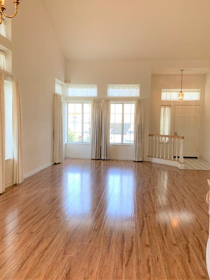 623 Columbus St - Photo 3 of 23