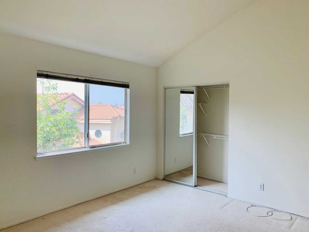 623 Columbus St - Photo 6 of 21