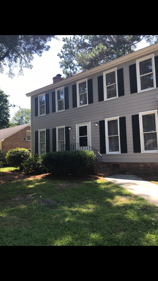 106 Durham Dr - Photo 2 of 2