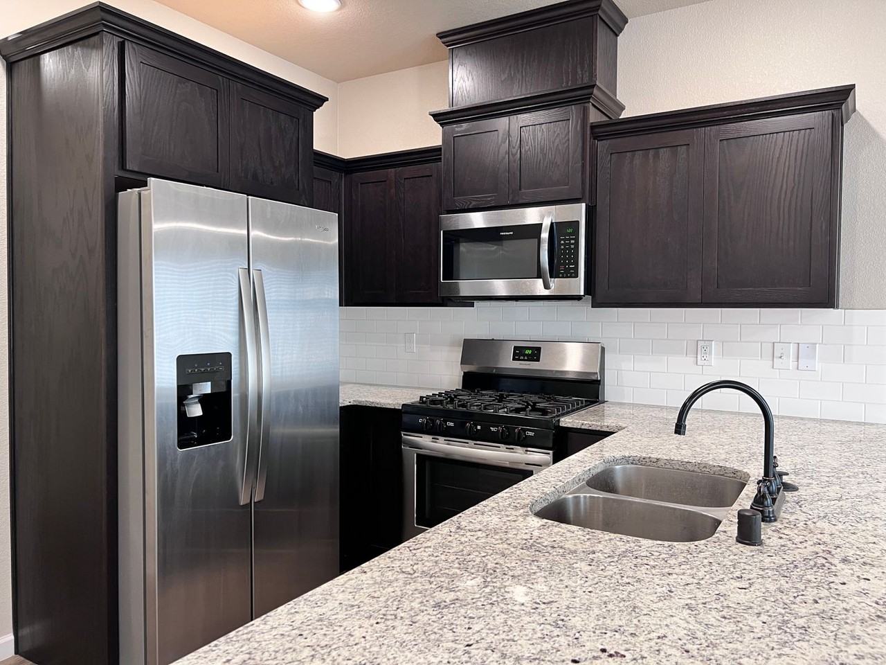 6536 Hoop St - Photo 6 of 25