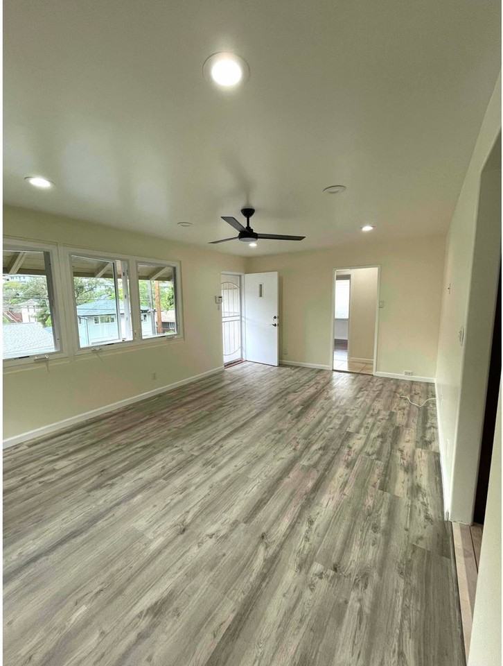 2755 Dow St - Photo 2 of 8