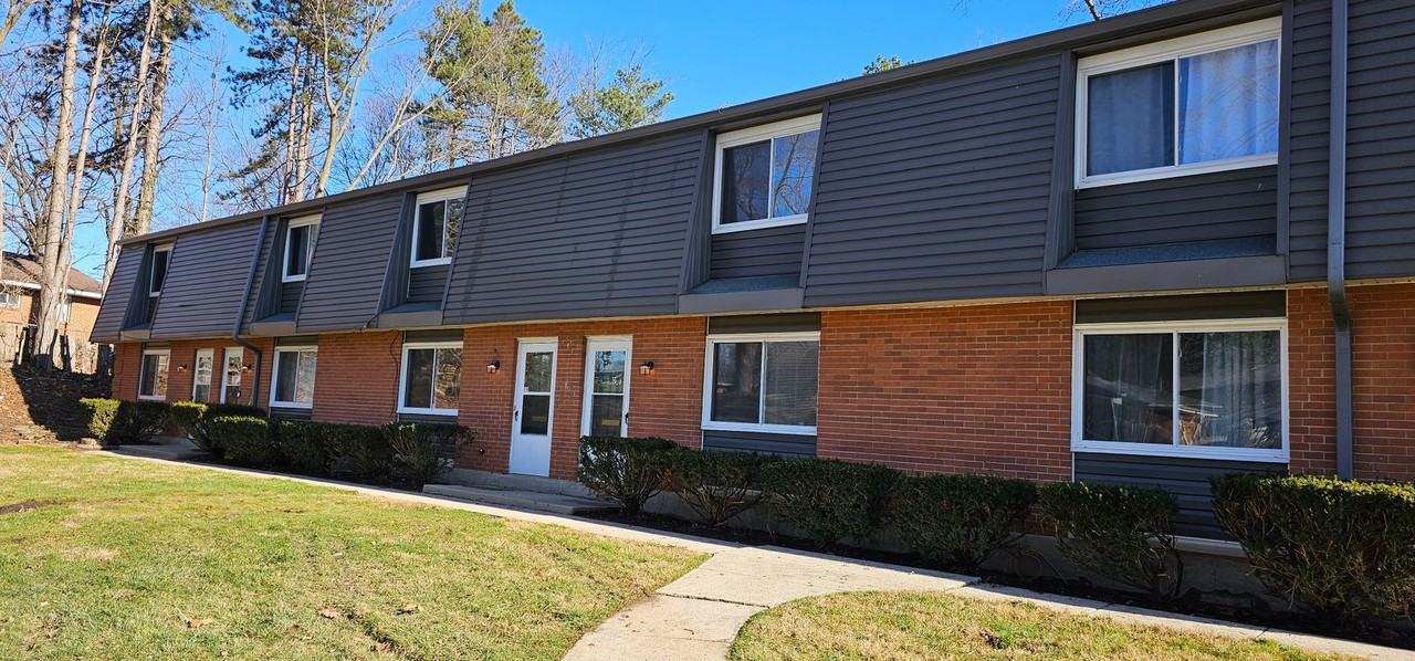 4370 Flowerdale Avenue - Photo 2 of 27