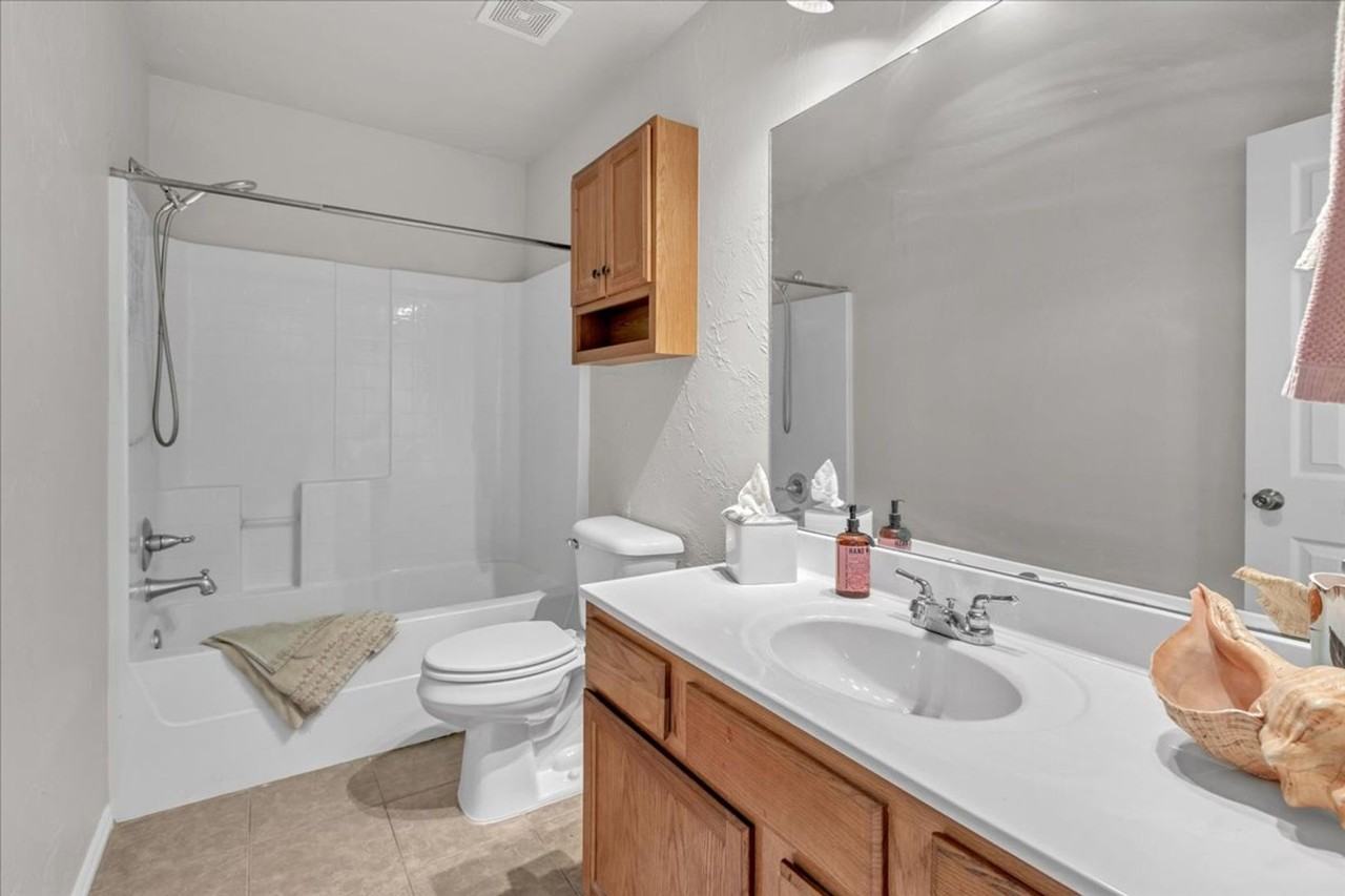 409 Apache Gate Dr - Photo 7 of 14