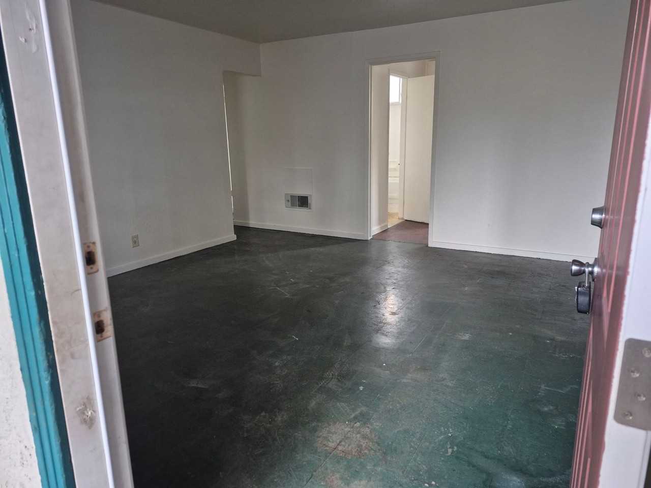 Galaxy - Photo 2 of 16