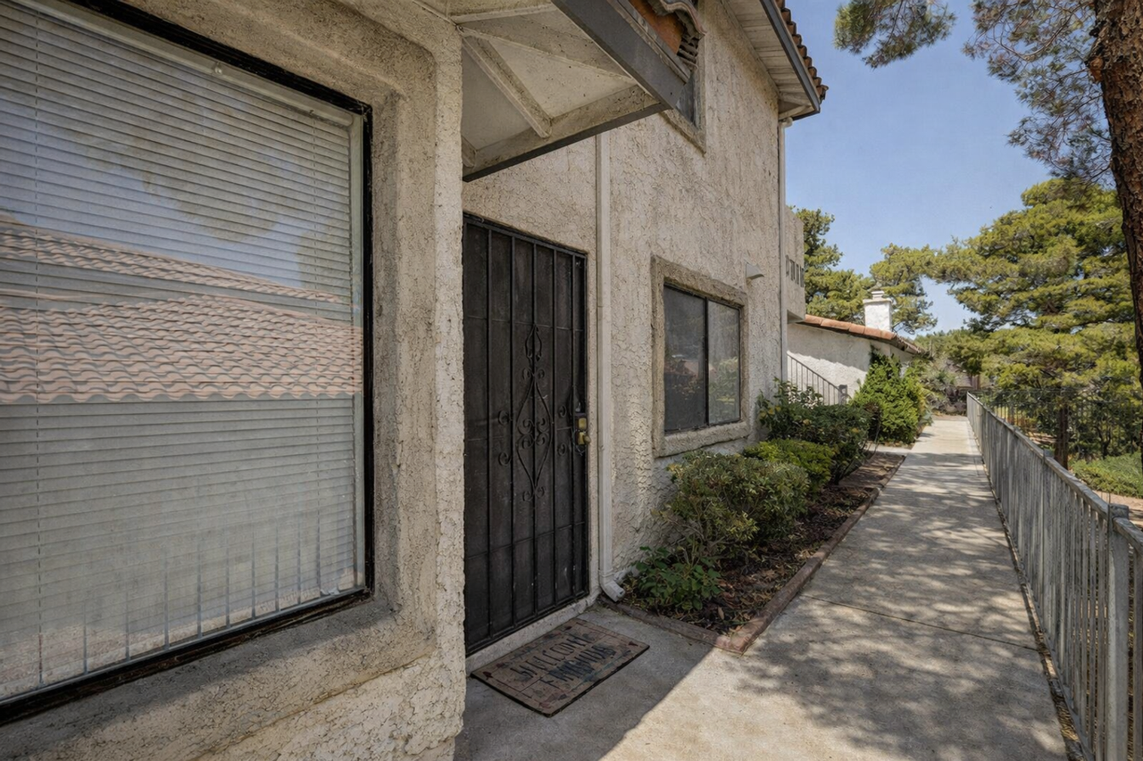 6713 W Charleston Blvd #3