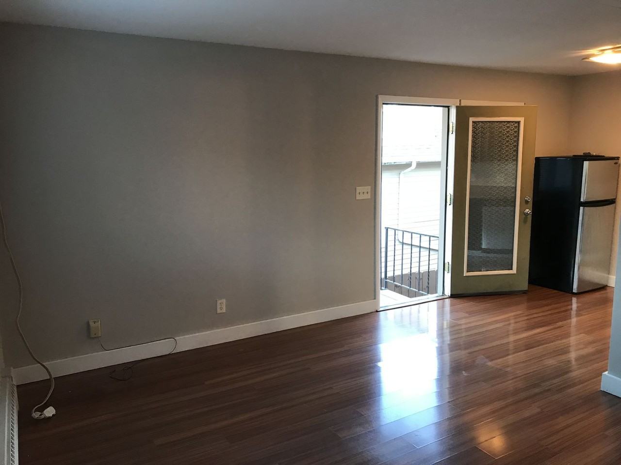 1006 Randolph Ave - Photo 4 of 11