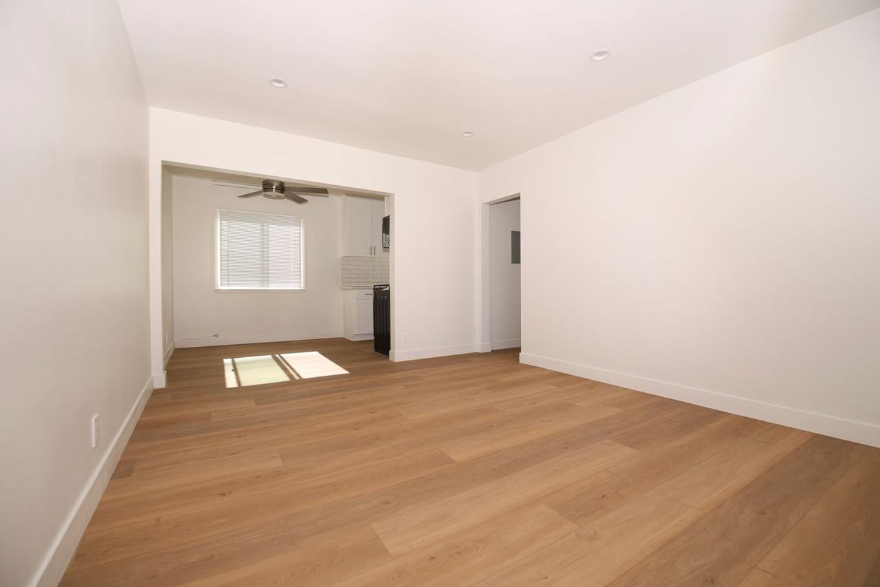 14115 Gilmore St. - Photo 5 of 13