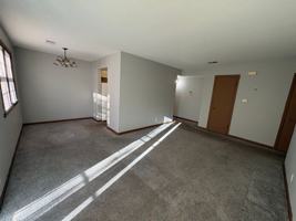 featured image of 6709 N University St