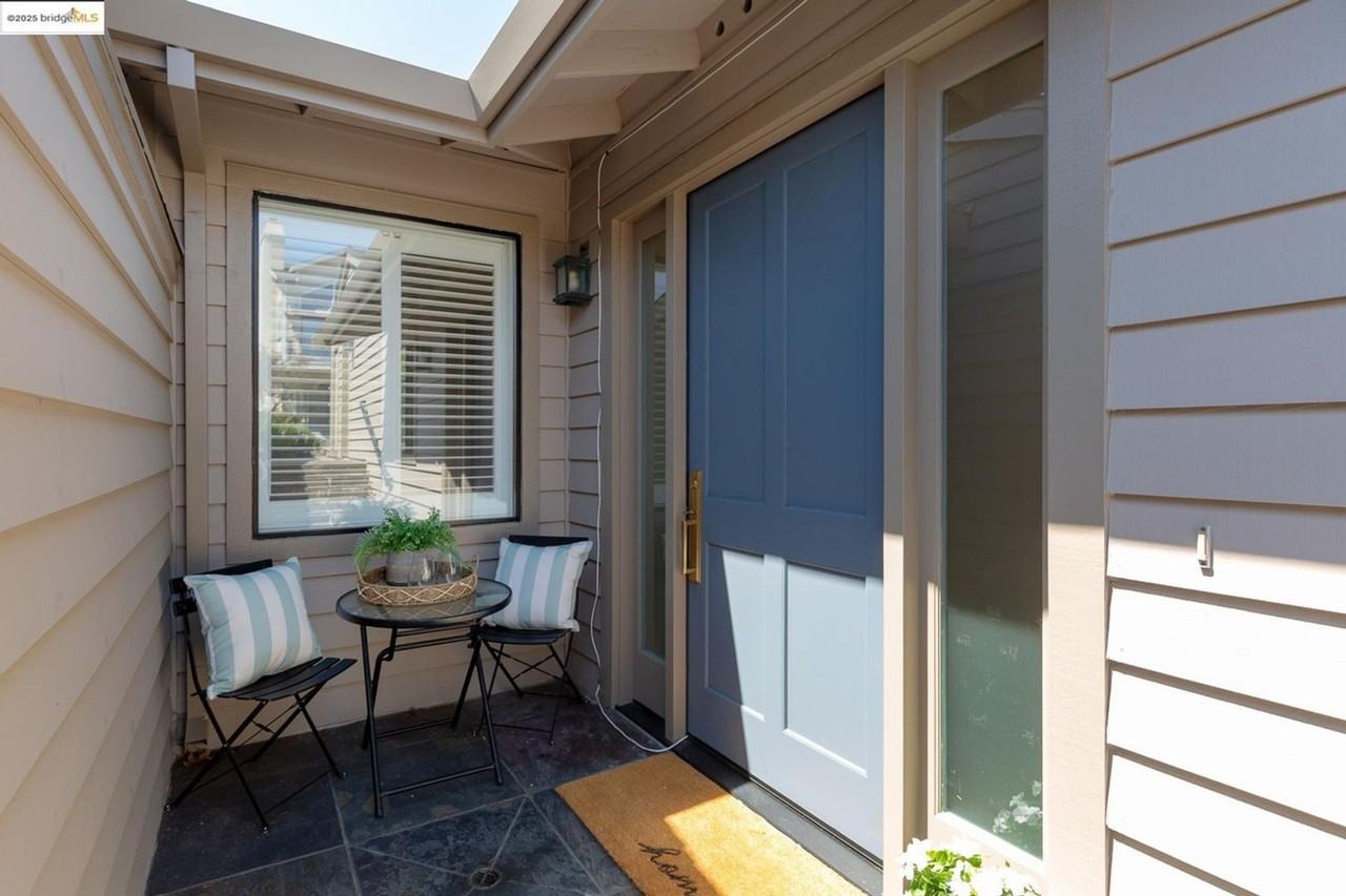 64 Schooner Hl - Photo 2 of 50