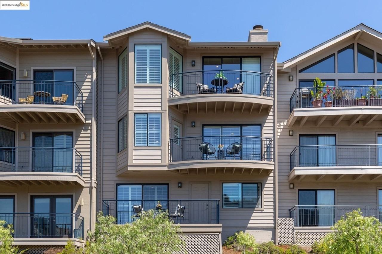 64 Schooner Hl - Photo 7 of 50