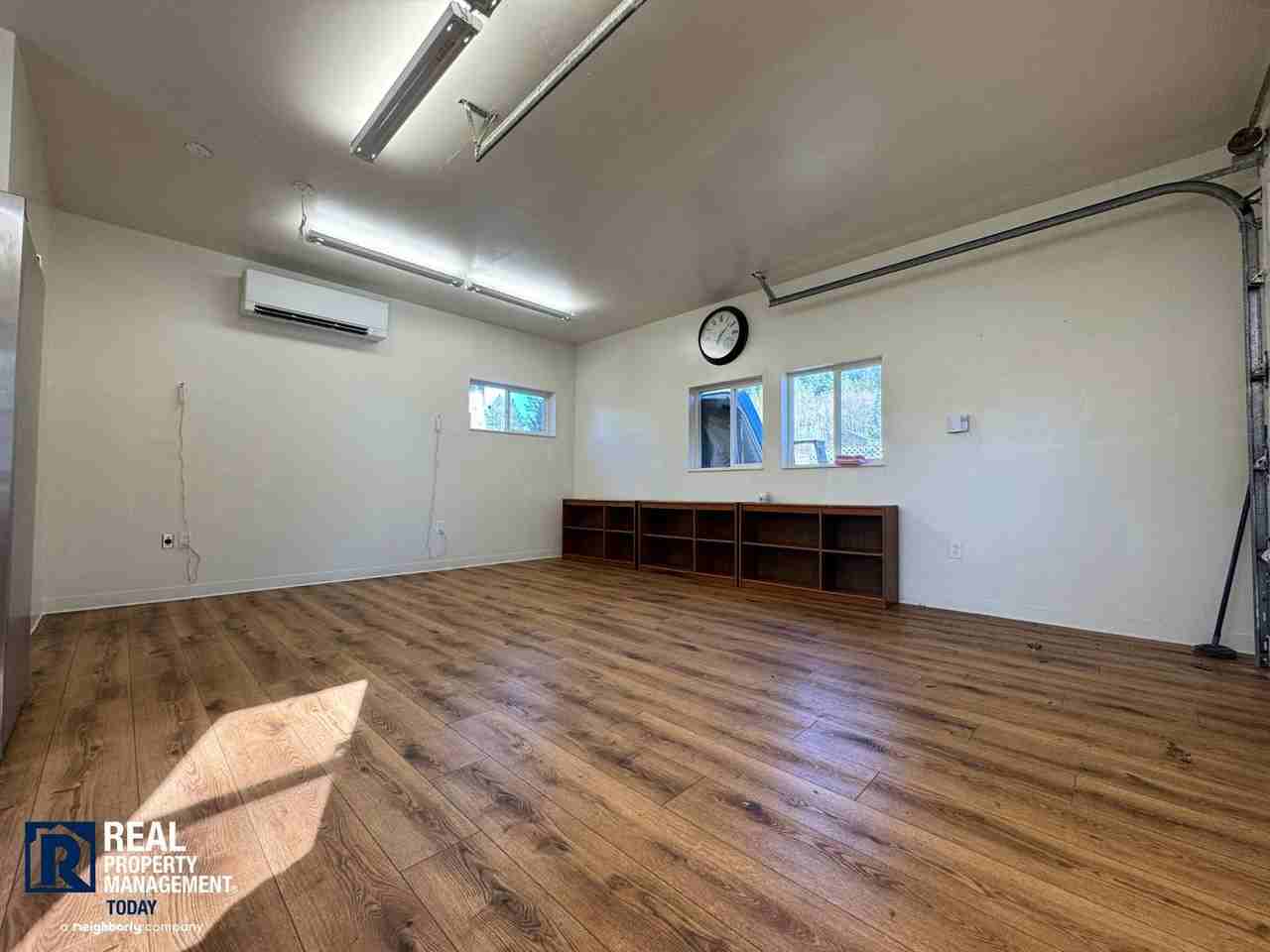 9009 Randall Dr Nw - Photo 2 of 10