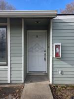 featured image of Hillcrest Apartments