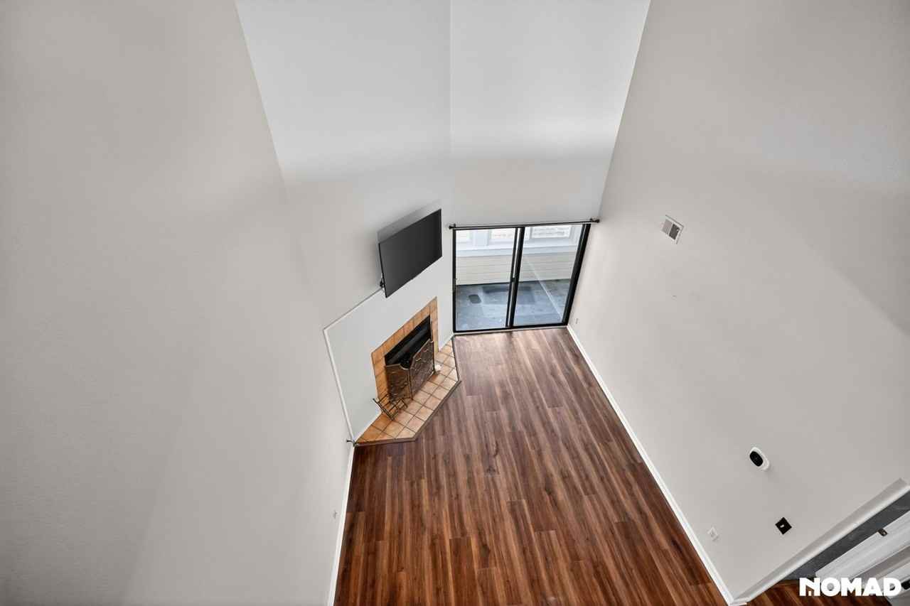 11123 E Alameda Ave - Photo 2 of 32