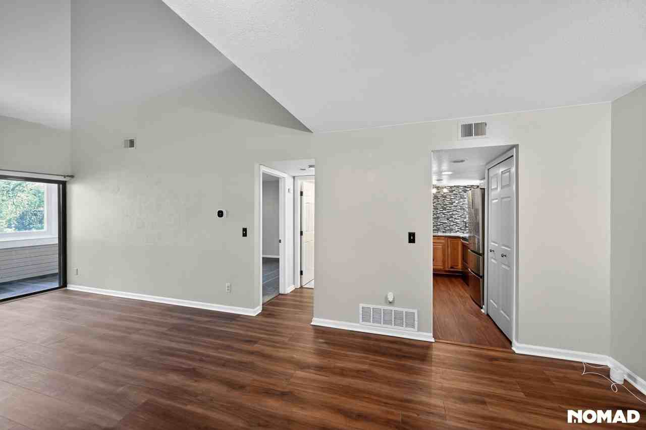 11123 E Alameda Ave - Photo 7 of 32