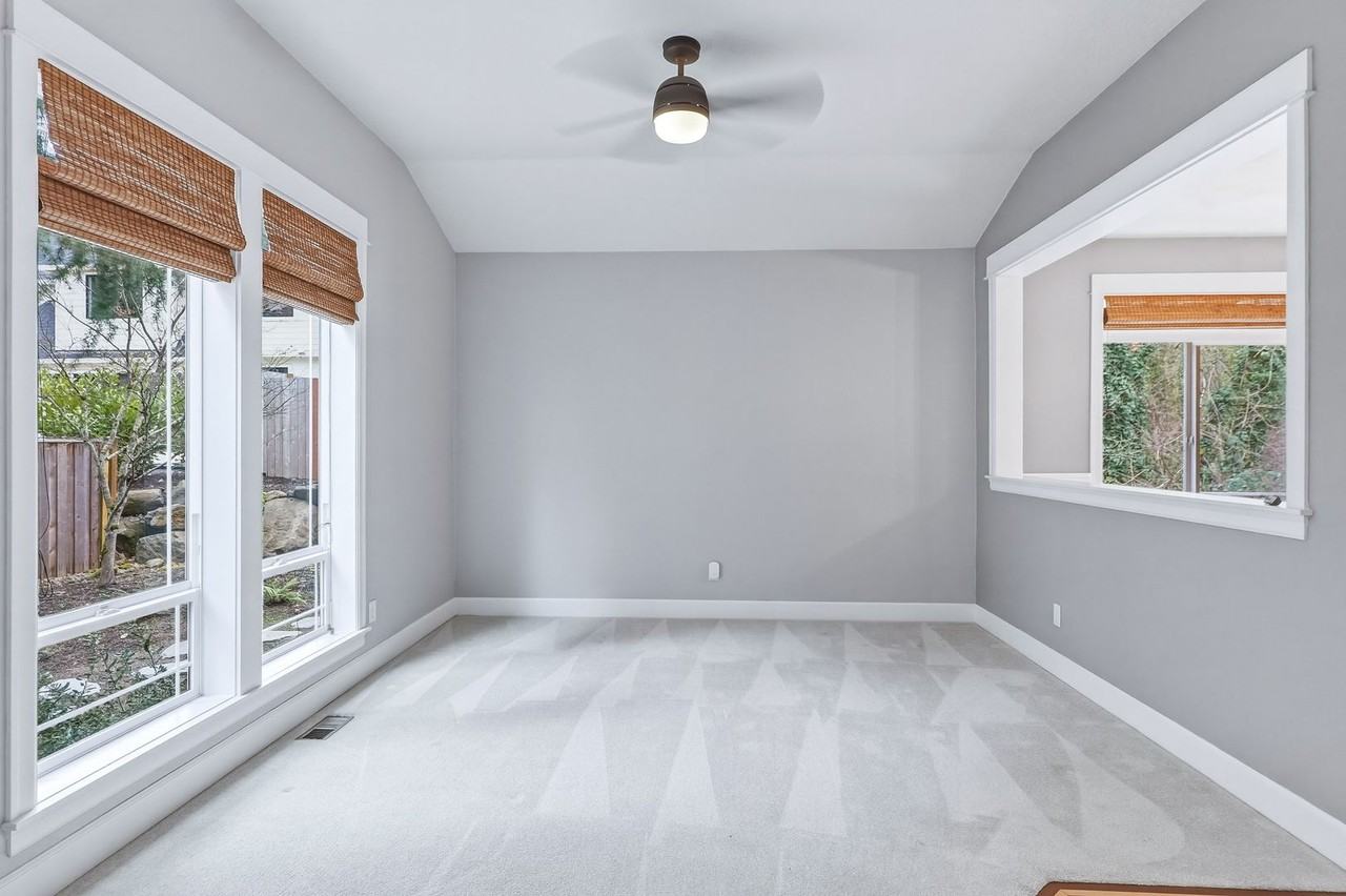 5320 Lower Dr - Photo 3 of 21