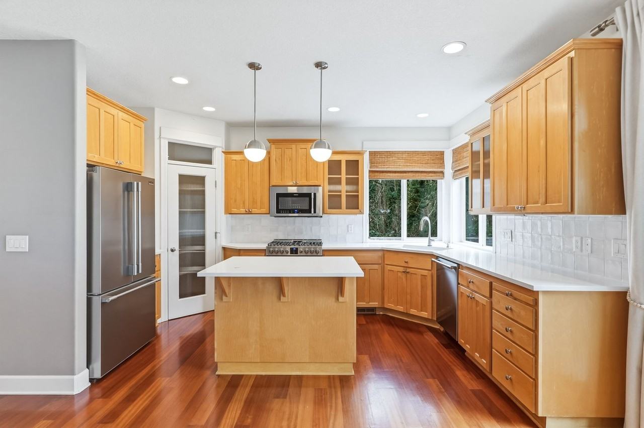 5320 Lower Dr - Photo 7 of 21