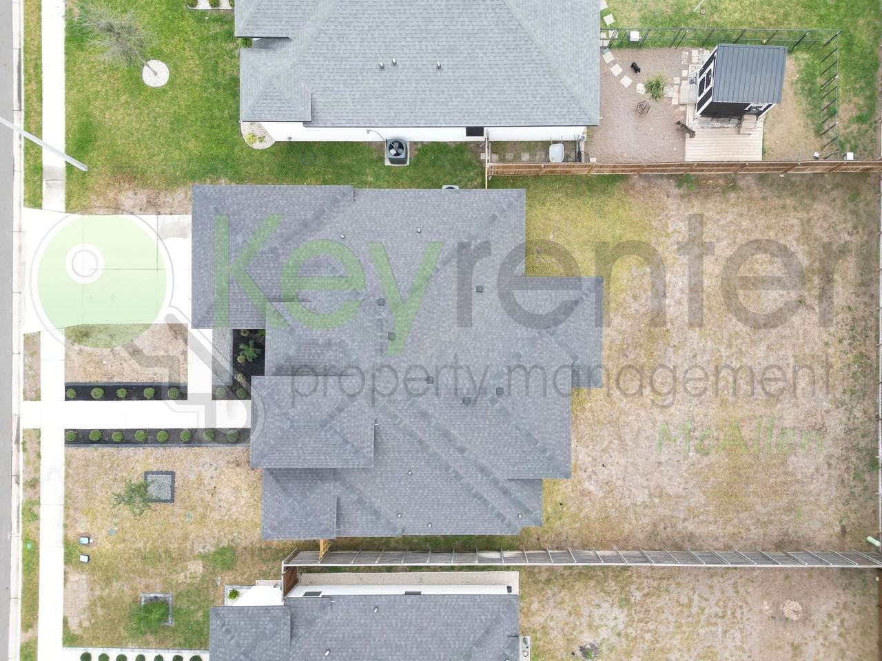 3104 E Kennedy Ave - Photo 2 of 34