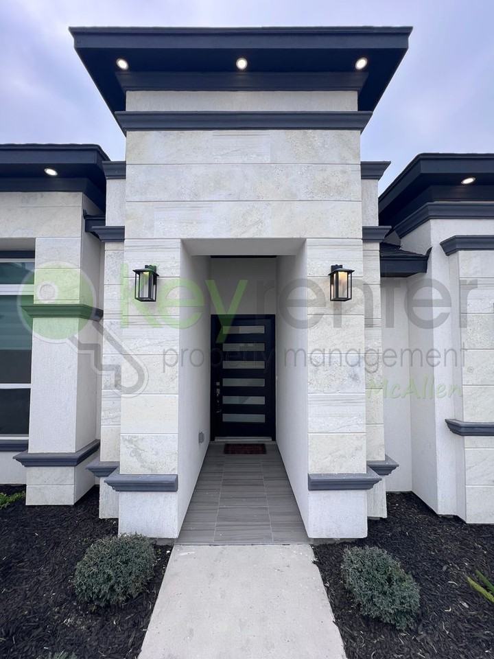 3104 E Kennedy Ave - Photo 6 of 34