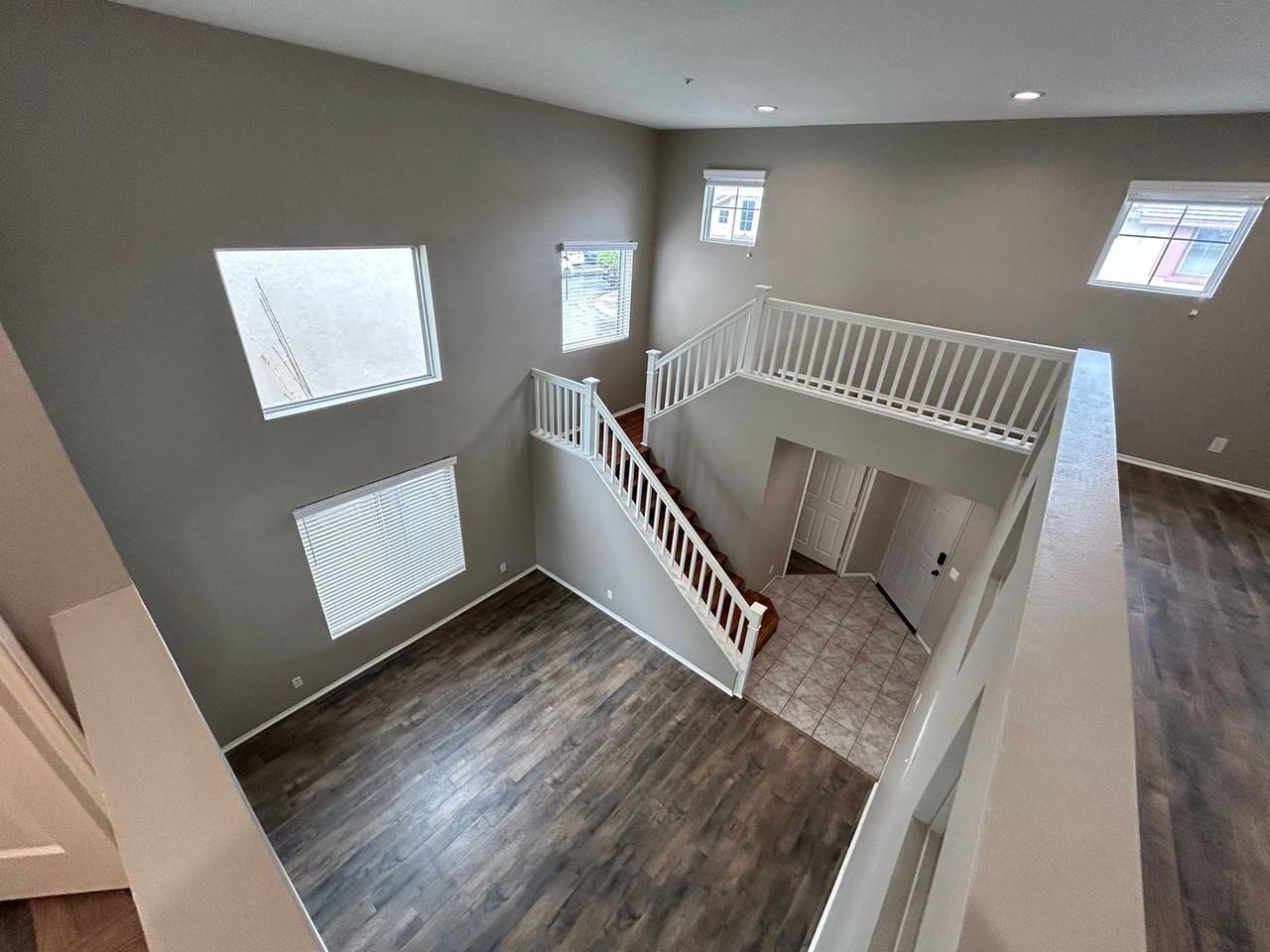 256 S Linhaven Cir - Photo 5 of 20