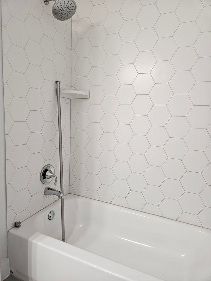 1518 Roseburg Dr - Photo 4 of 18