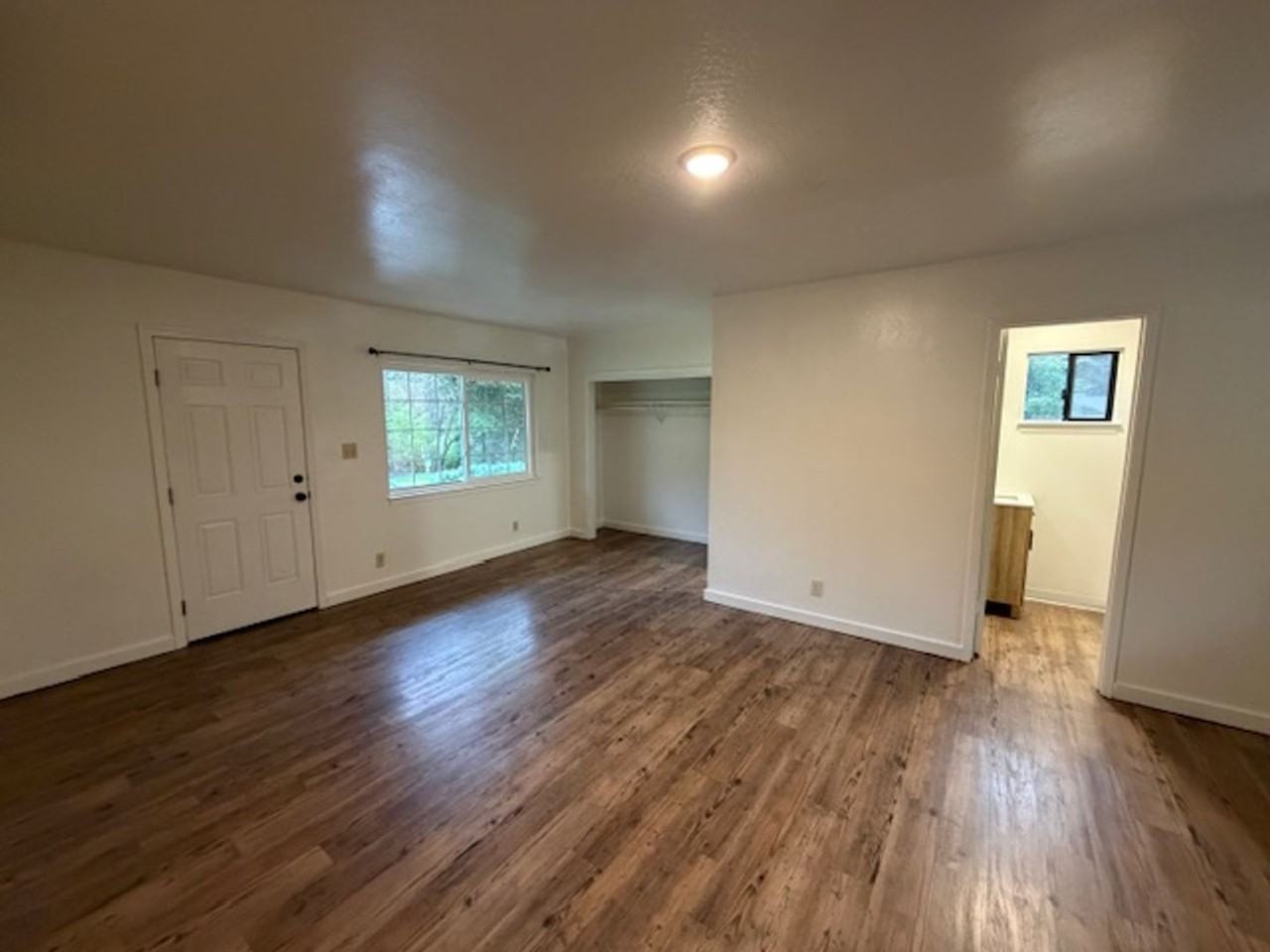 210 Bonanza Rd - Photo 7 of 12