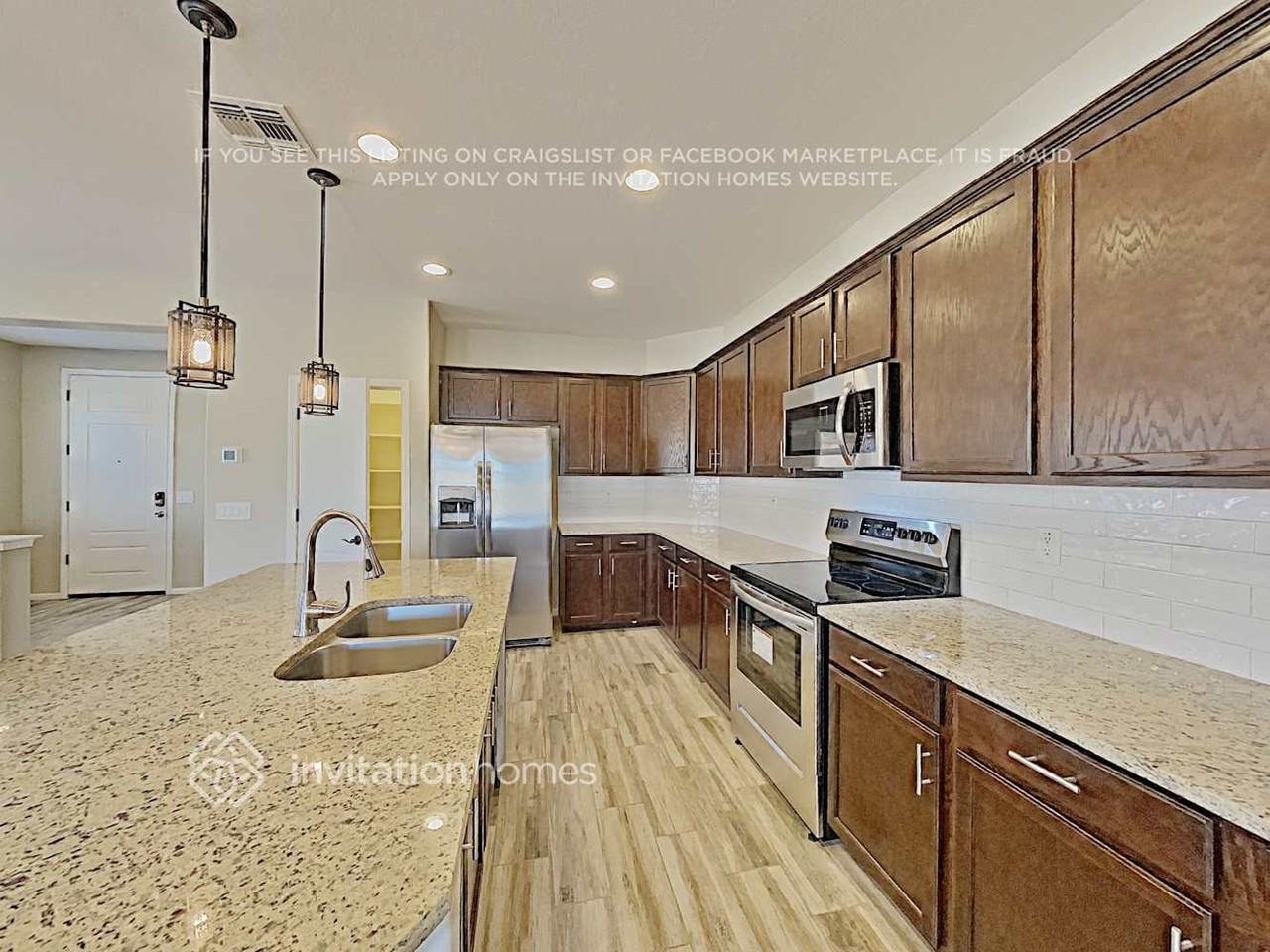 19908 W Lincoln St - Photo 4 of 14