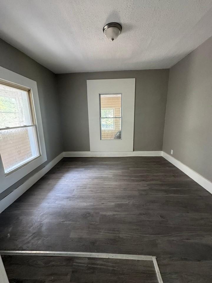 112325 Cannon St #1 - Photo 3 of 3