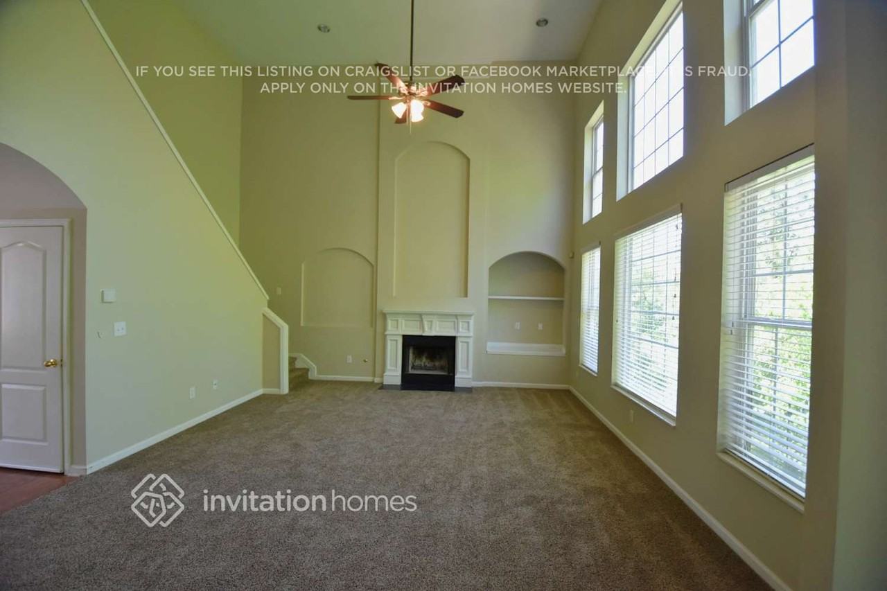 4594 Sequoia Park Trl - Photo 6 of 19