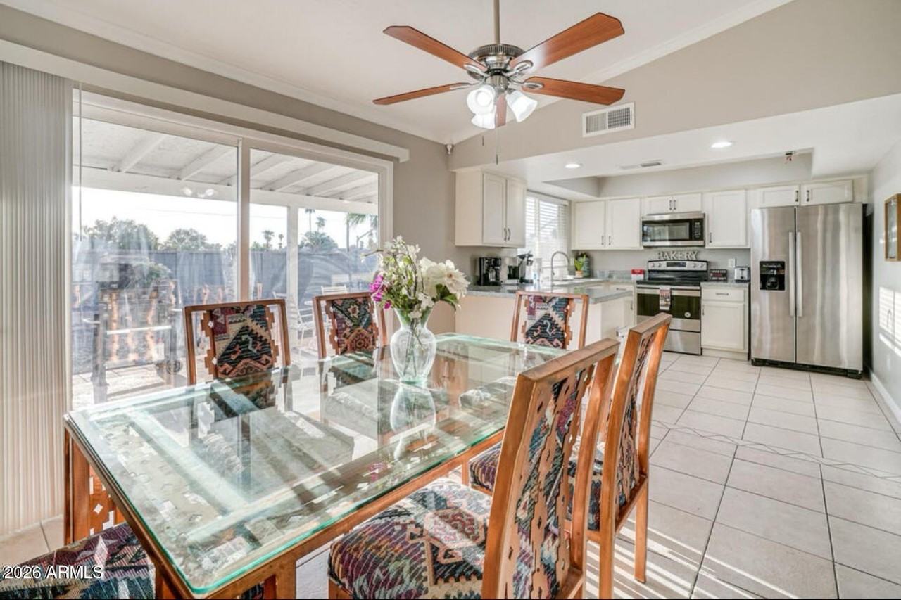 9819 N 67th Dr - Photo 7 of 33