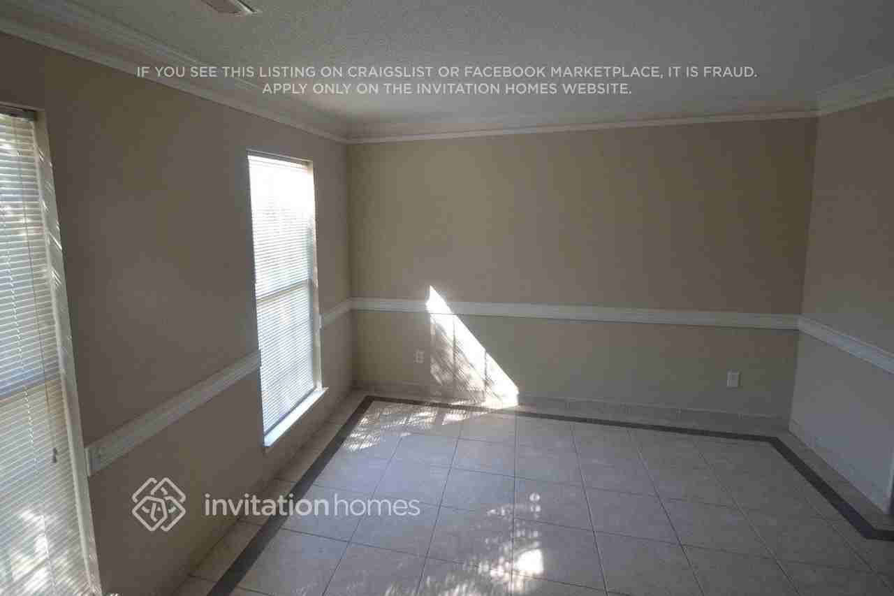 3014 Dubberly Ct - Photo 4 of 10