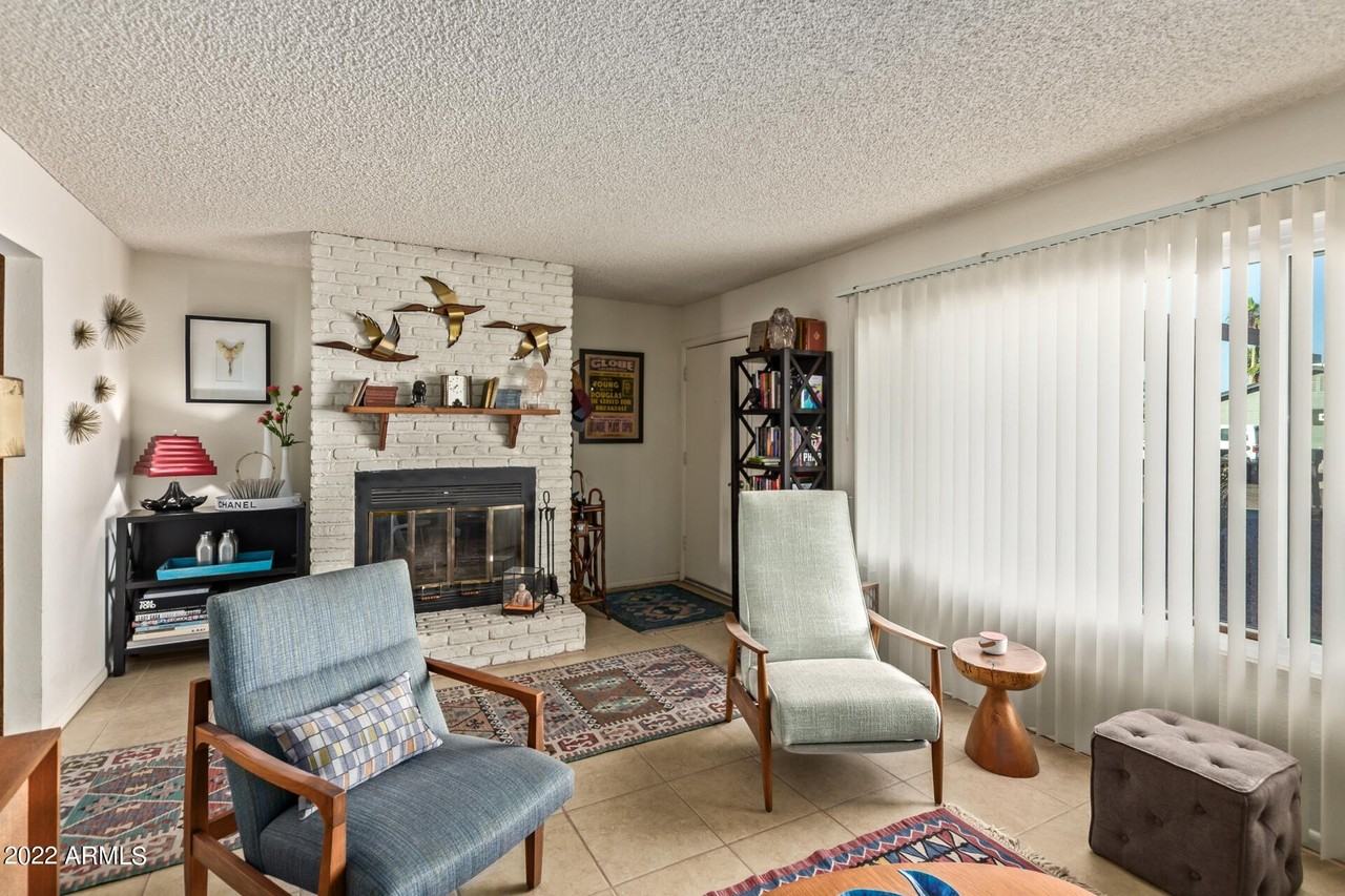 12728 N 40th Pl - Photo 5 of 28