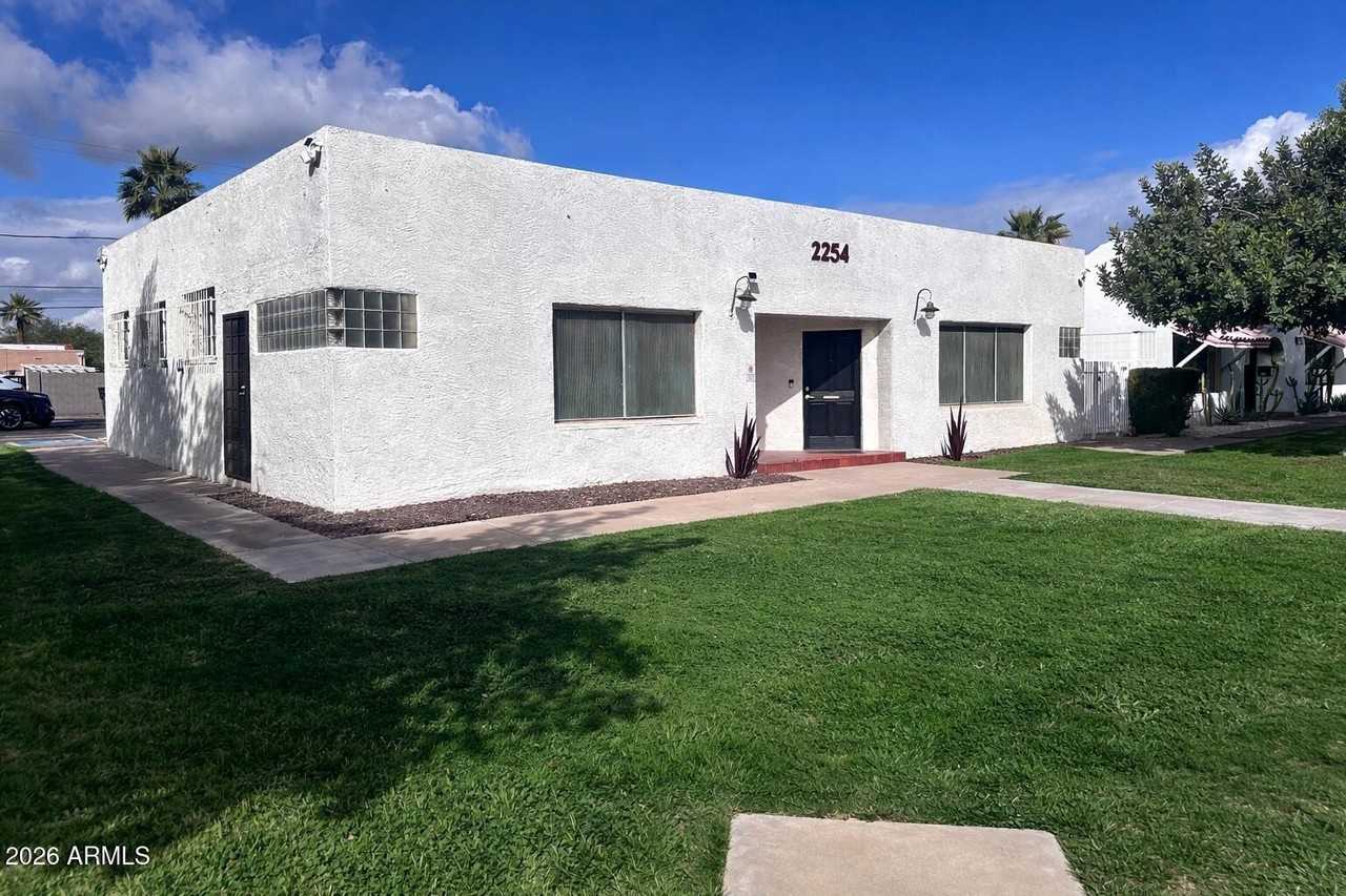 2254 N 15th Ave - Photo 2 of 46