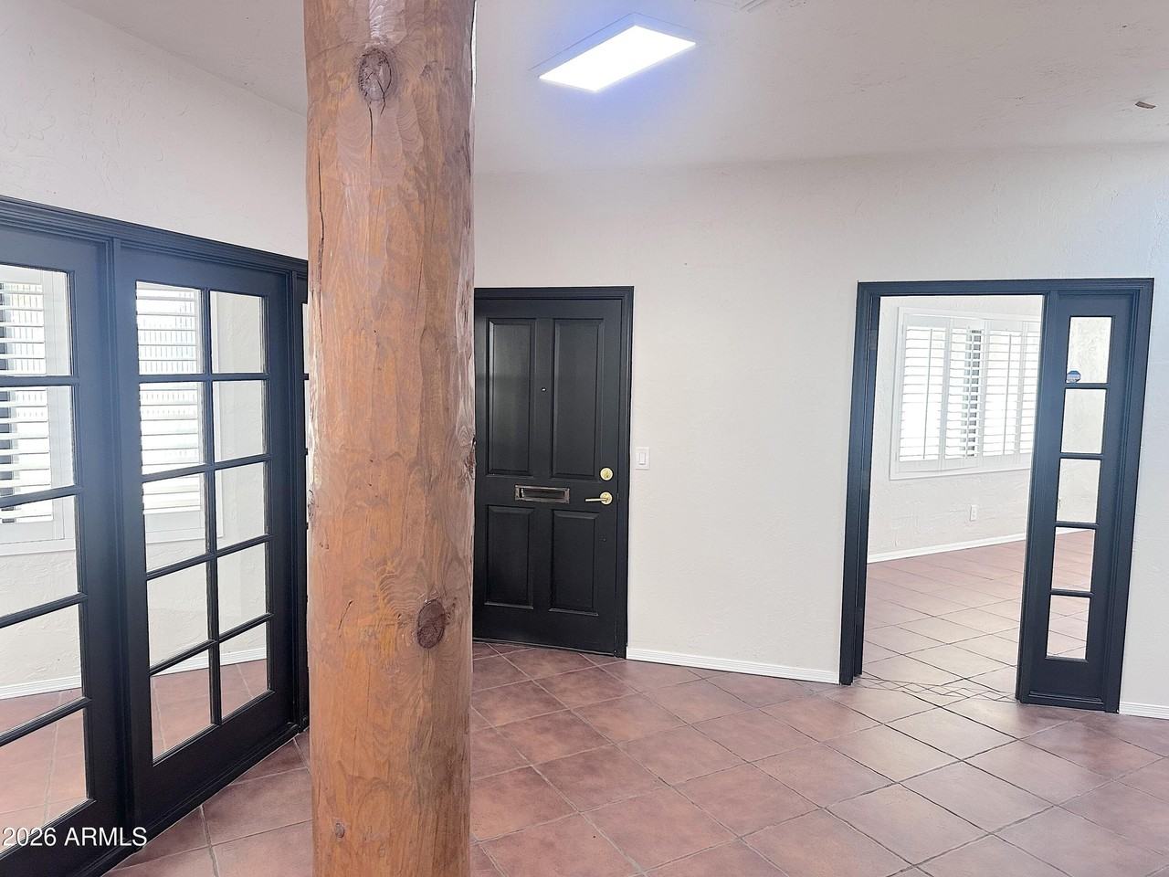 2254 N 15th Ave - Photo 7 of 46