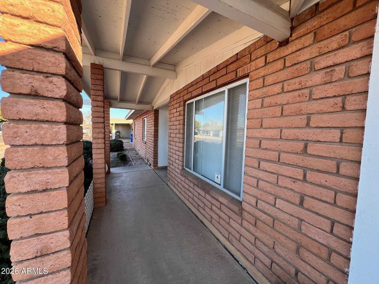 551 W Gail Dr - Photo 4 of 39