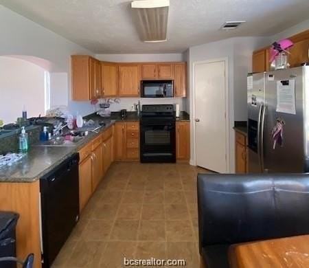 4131 Mcfarland Dr - Photo 3 of 36