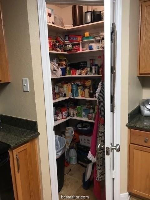 4131 Mcfarland Dr - Photo 4 of 36