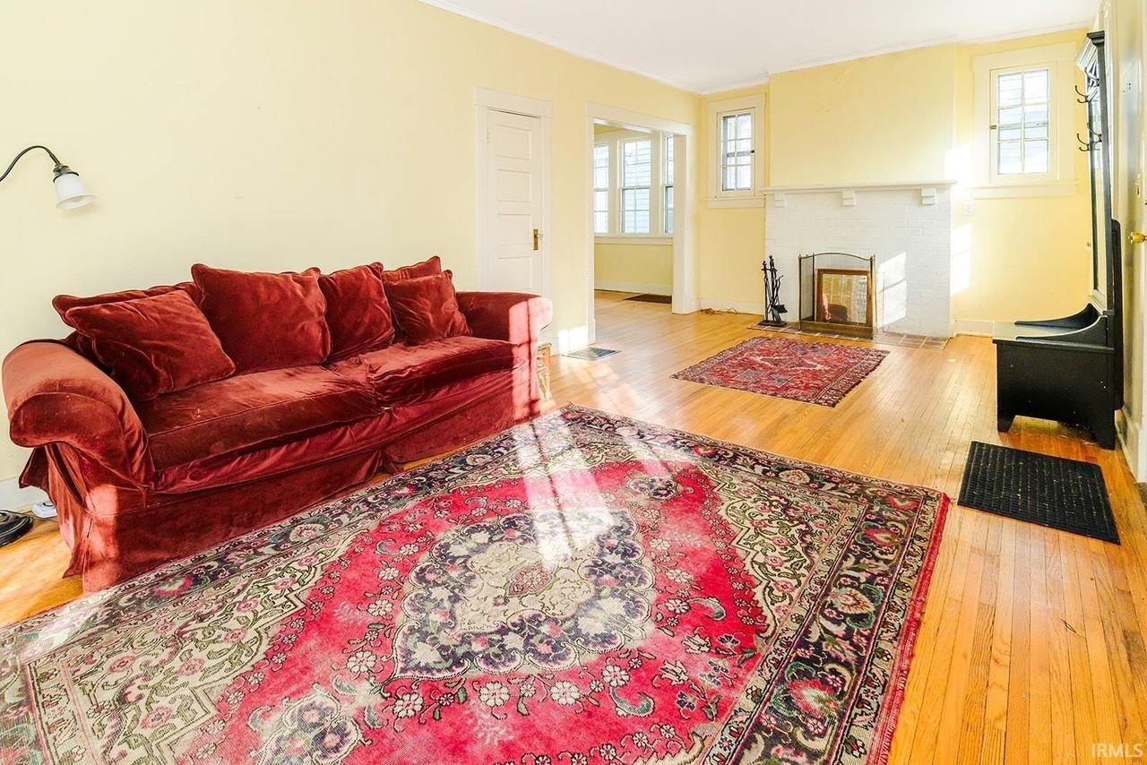 720 S Park Ave - Photo 3 of 36