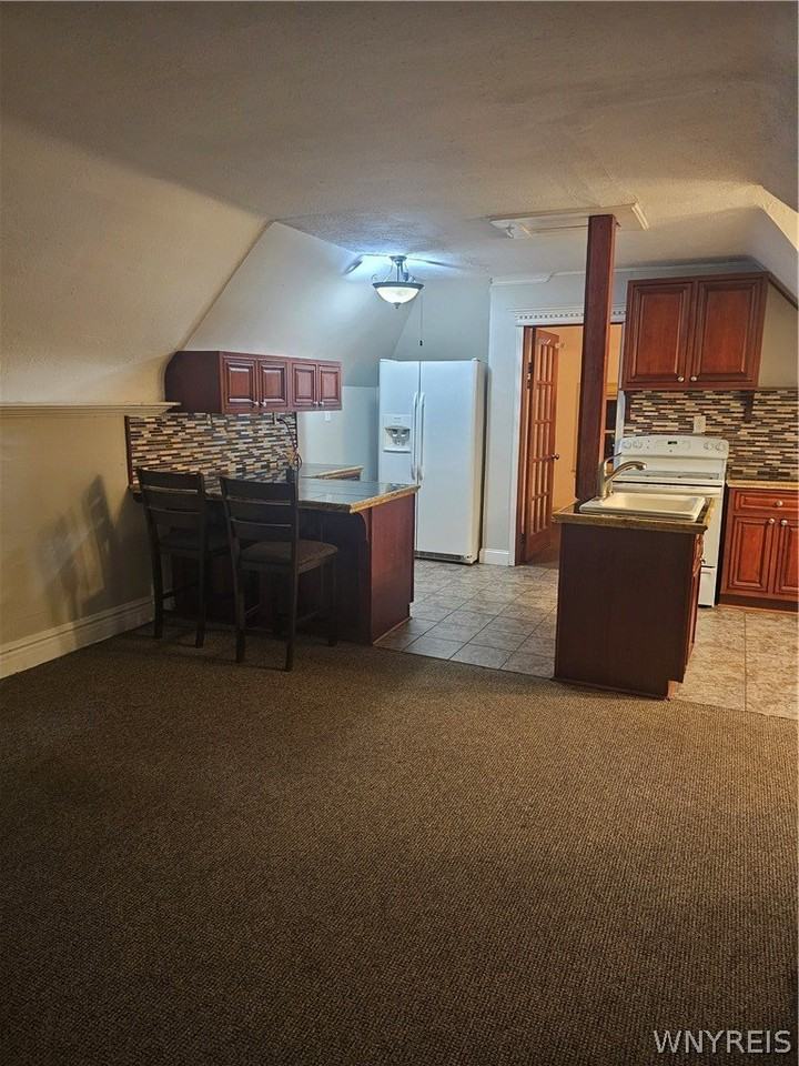 530 W Ferry St Unit N - Photo 2 of 11